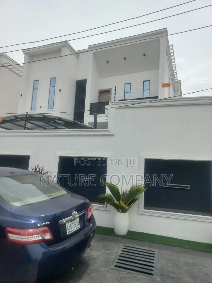 5bdrm Duplex in Omole Phase 1 for sale in Omole Phase 1