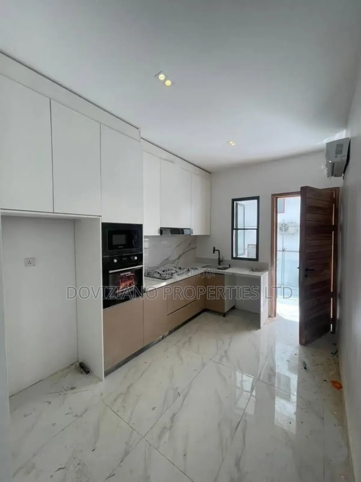 2bdrm Apartment in Lekki Phase 1 for sale in Lekki Phase 1