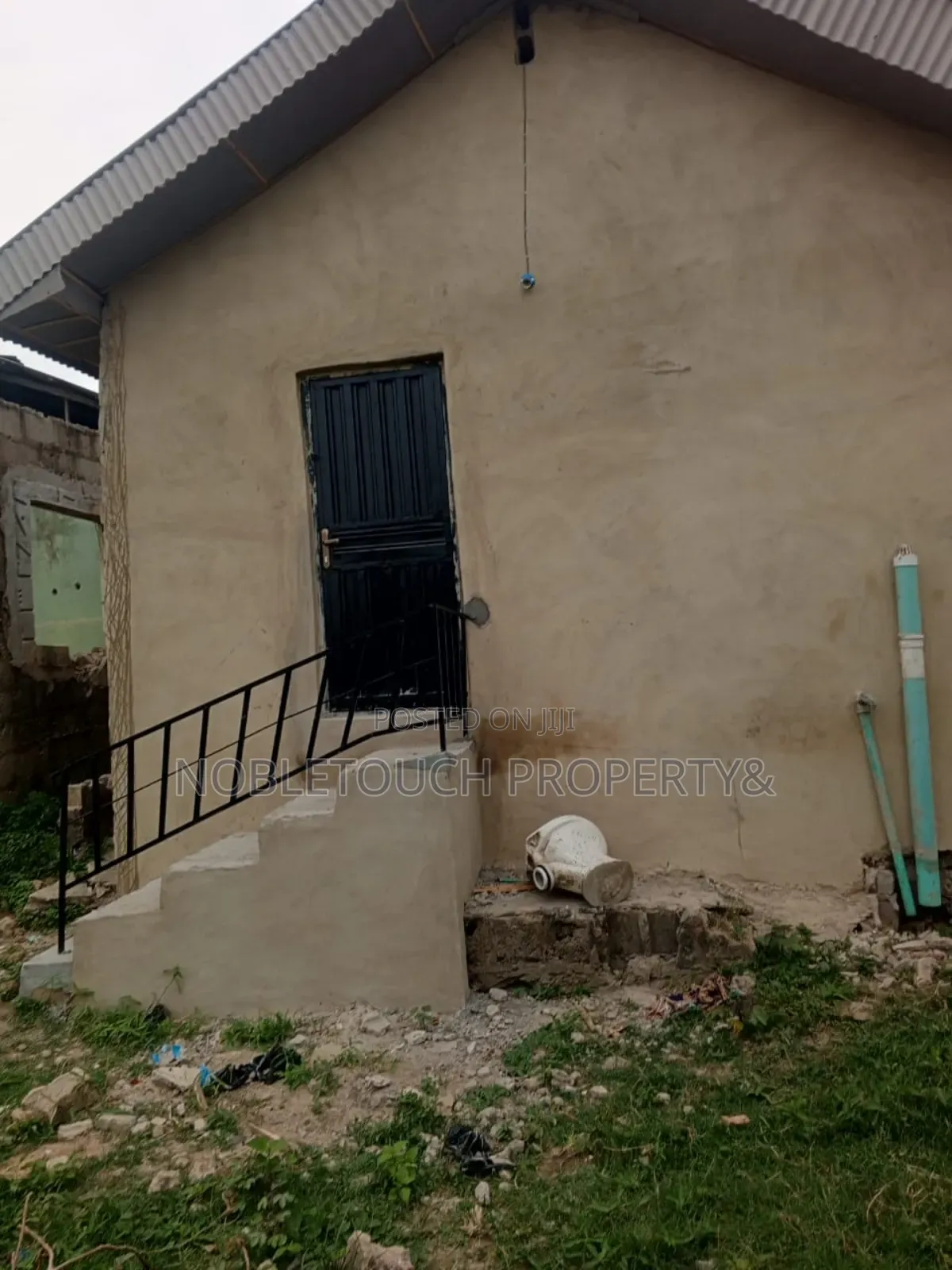 1bdrm Bungalow in The Property Is At, Igbogbo for sale in Igbogbo