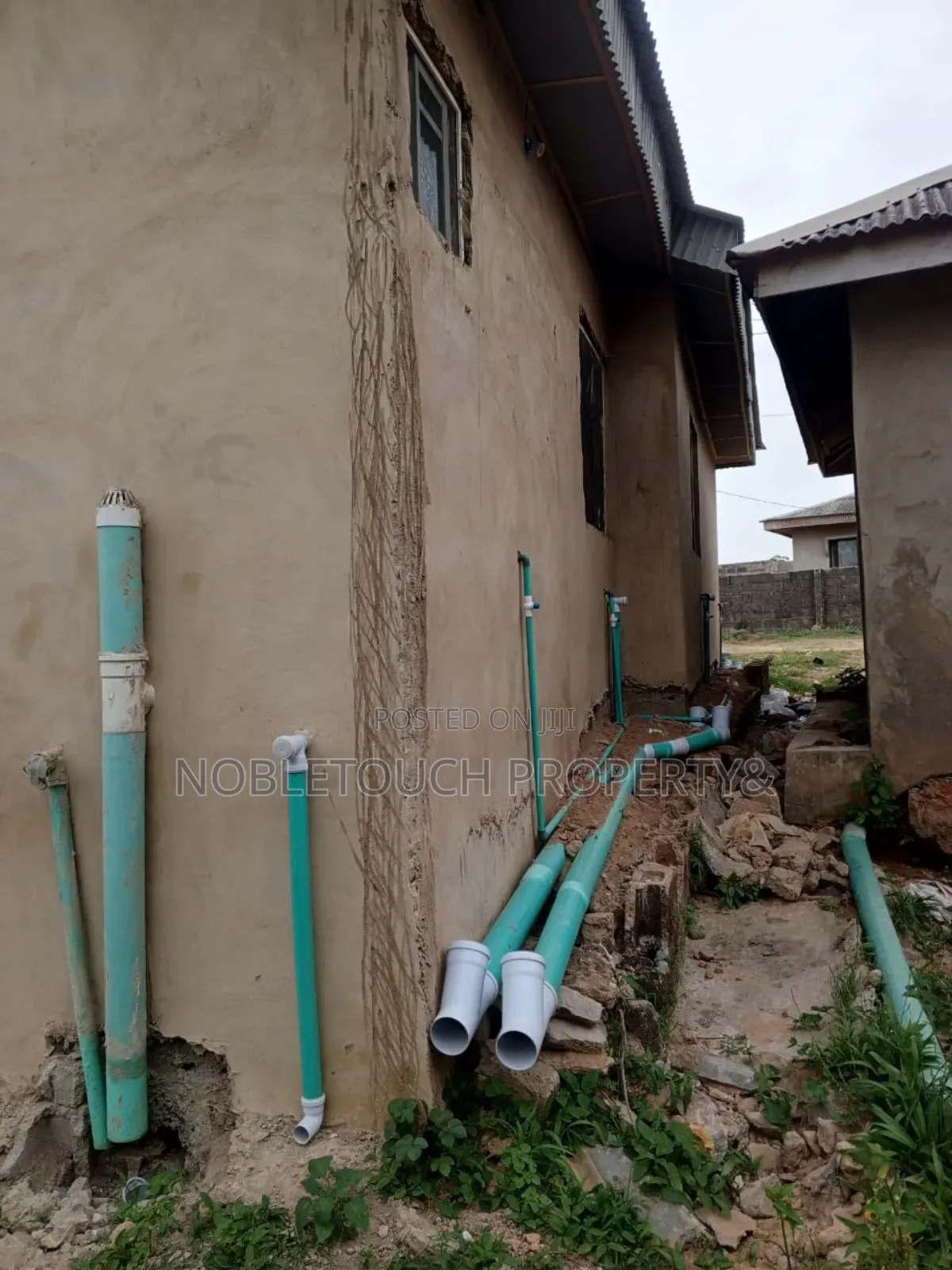 1bdrm Bungalow in The Property Is At, Igbogbo for sale in Igbogbo