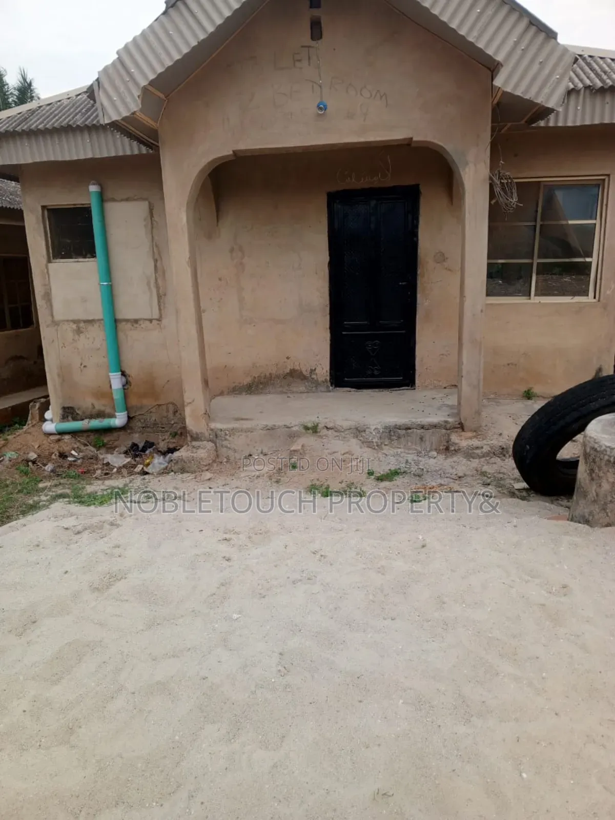 1bdrm Bungalow in The Property Is At, Igbogbo for sale in Igbogbo