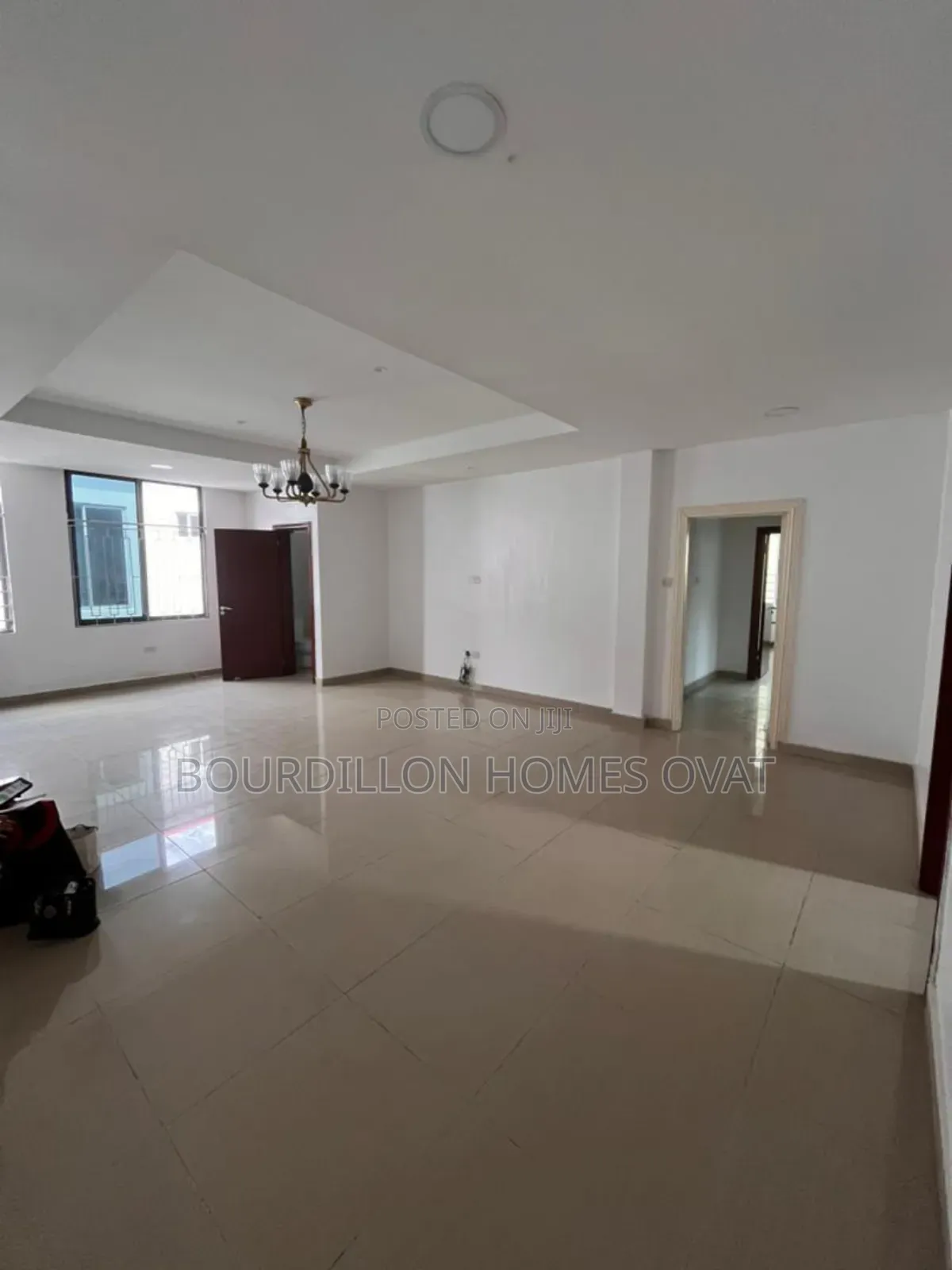 2bdrm Apartment in Lekki Phase 1 Lagos for sale in Lekki Phase 1