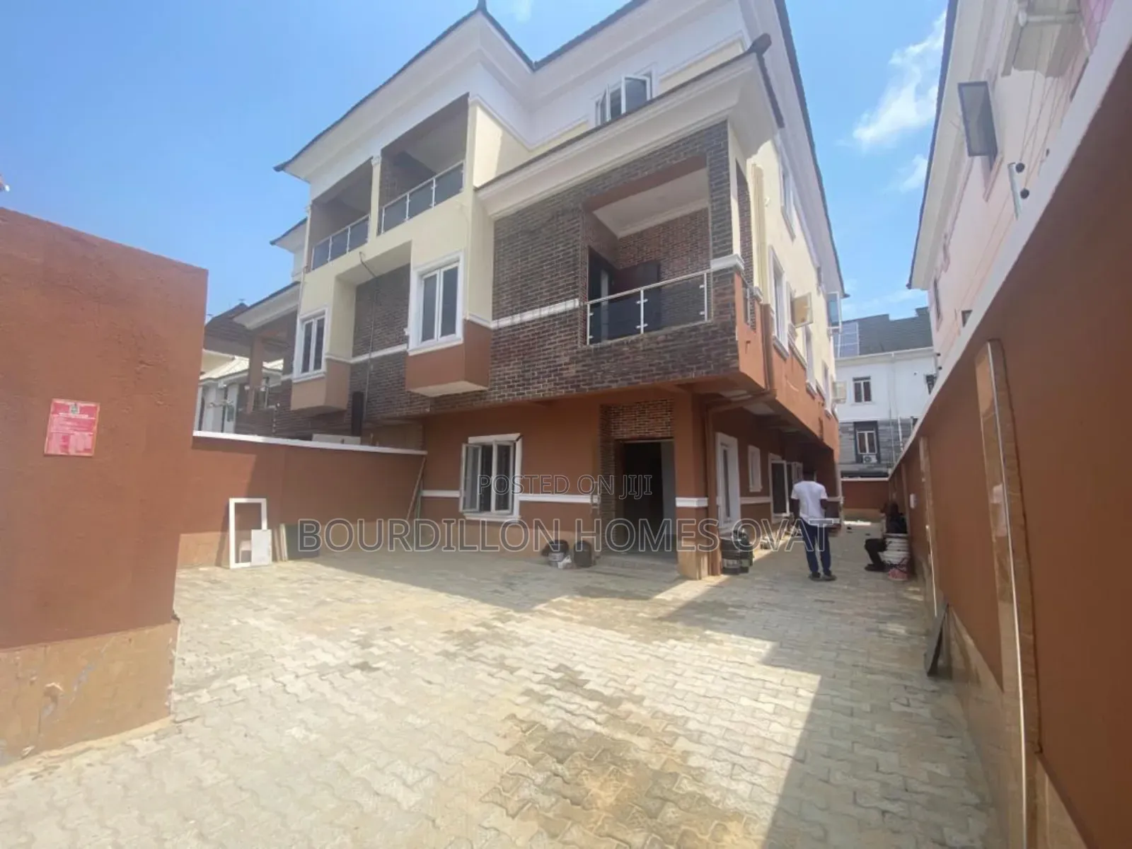 5bdrm Duplex in Lekki Phase 1 Lagos for rent in Lekki Phase 1