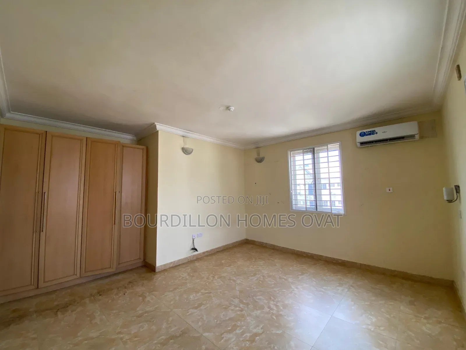 3bdrm Apartment in Lekki Phase 1 Lagos for rent in Lekki Phase 1