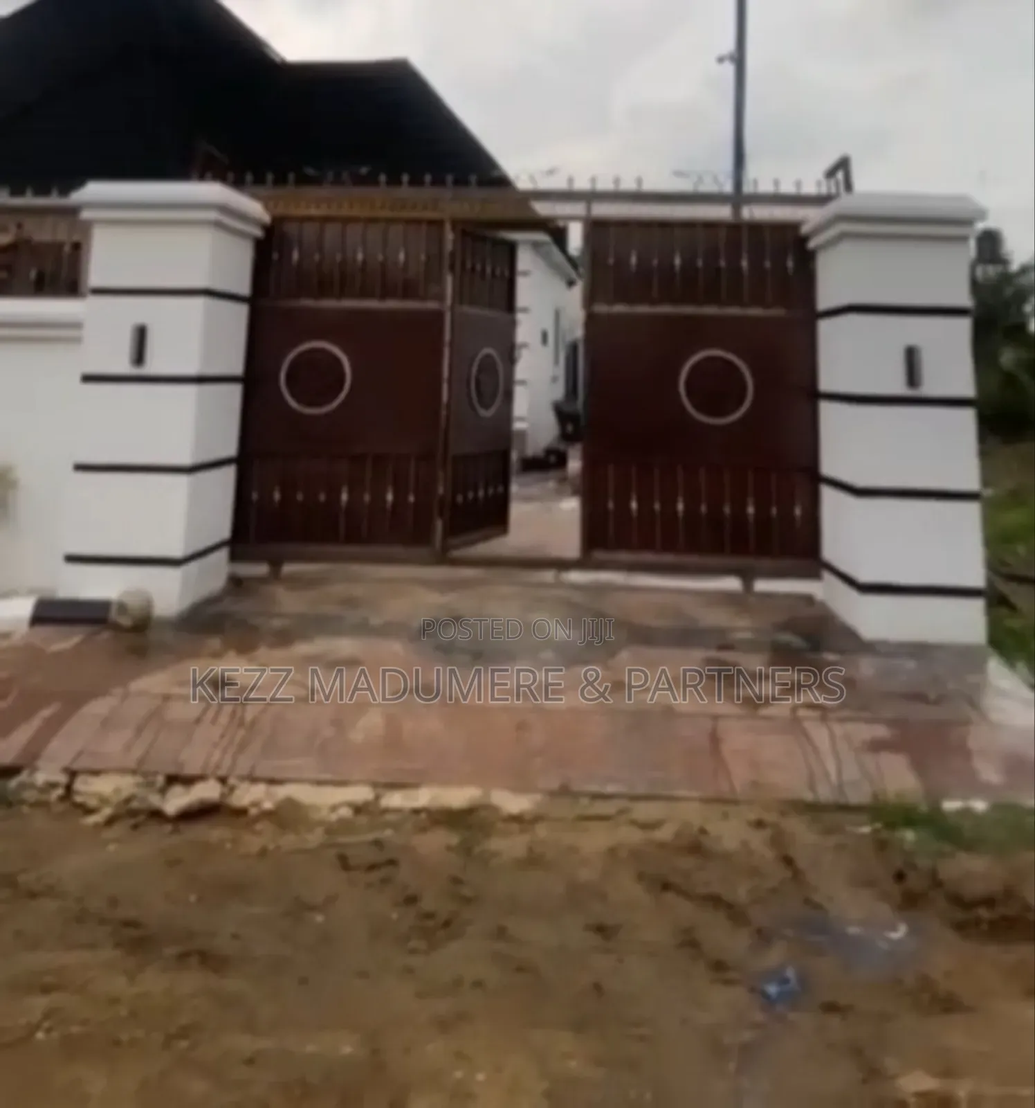 4bdrm Bungalow in Amechi Primary for sale in Rumuosi