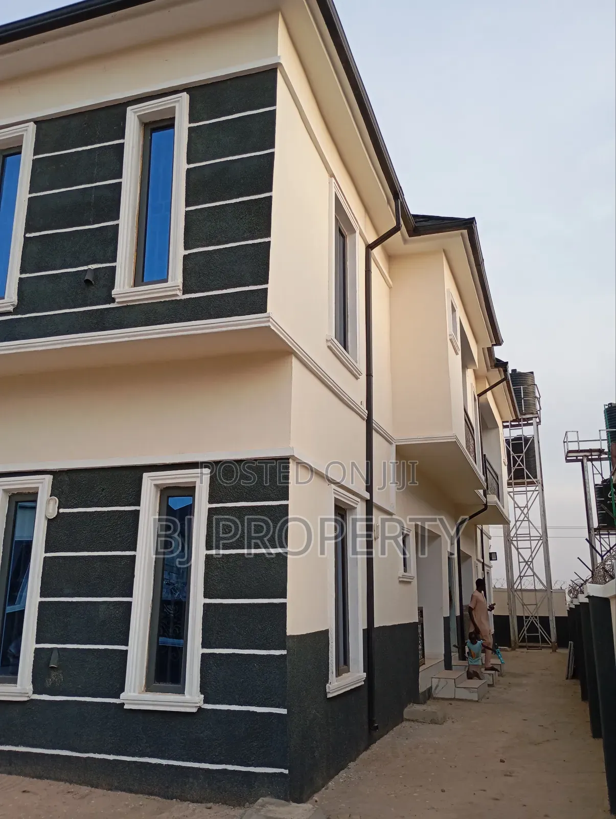 8bdrm Block of Flats in F O 1, Kubwa for rent in Kubwa