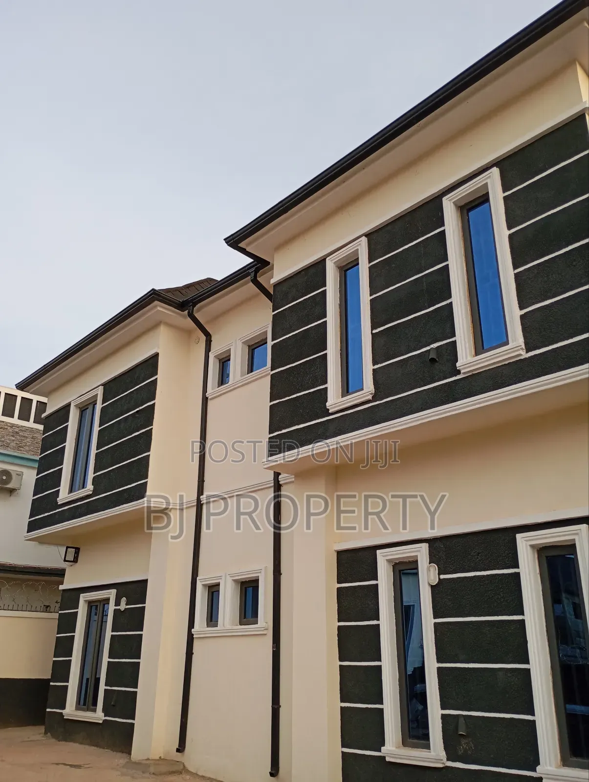 8bdrm Block of Flats in F O 1, Kubwa for rent in Kubwa