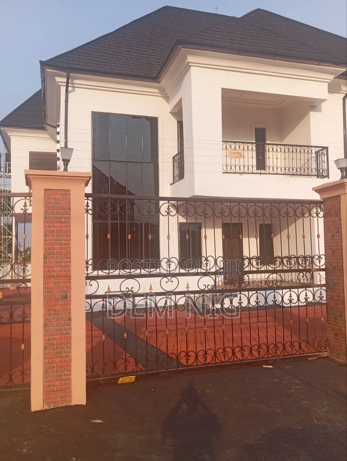Furnished 5bdrm Duplex in Awka for sale in Awka