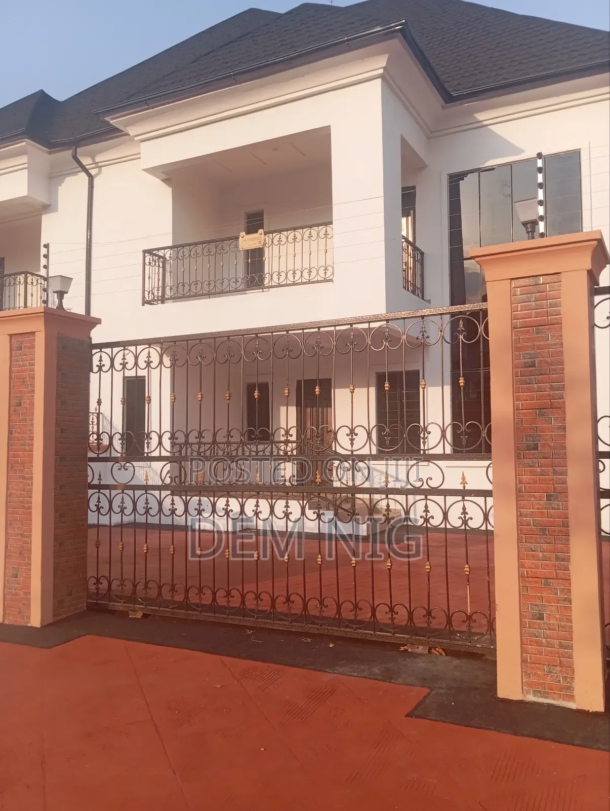 Furnished 5bdrm Duplex in Awka for sale in Awka