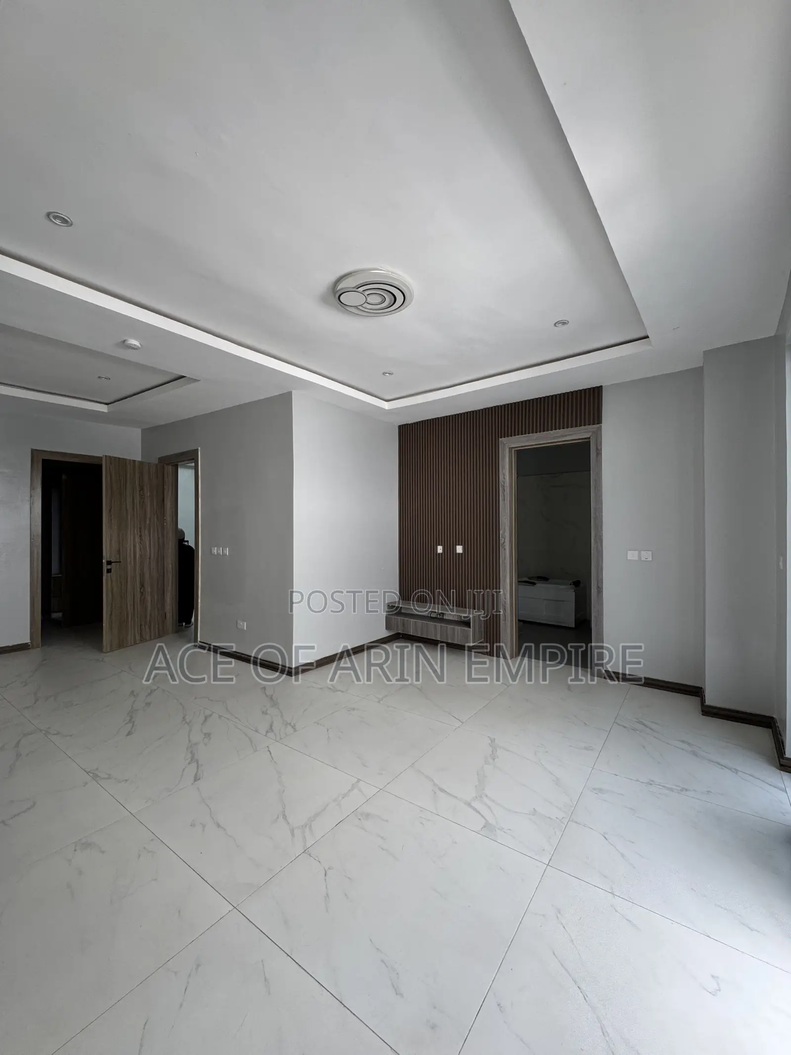 4bdrm Maisonette in Lekki Phase 1 for sale in Lekki Phase 1