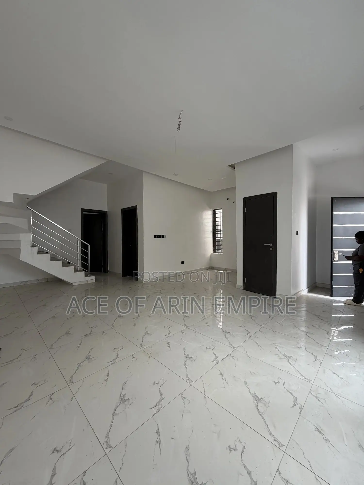 4bdrm Duplex in Vgc for sale in VGC / Ajah