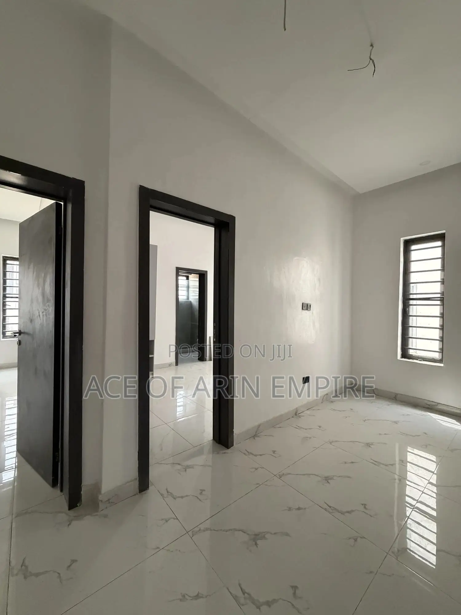 4bdrm Duplex in Vgc for sale in VGC / Ajah