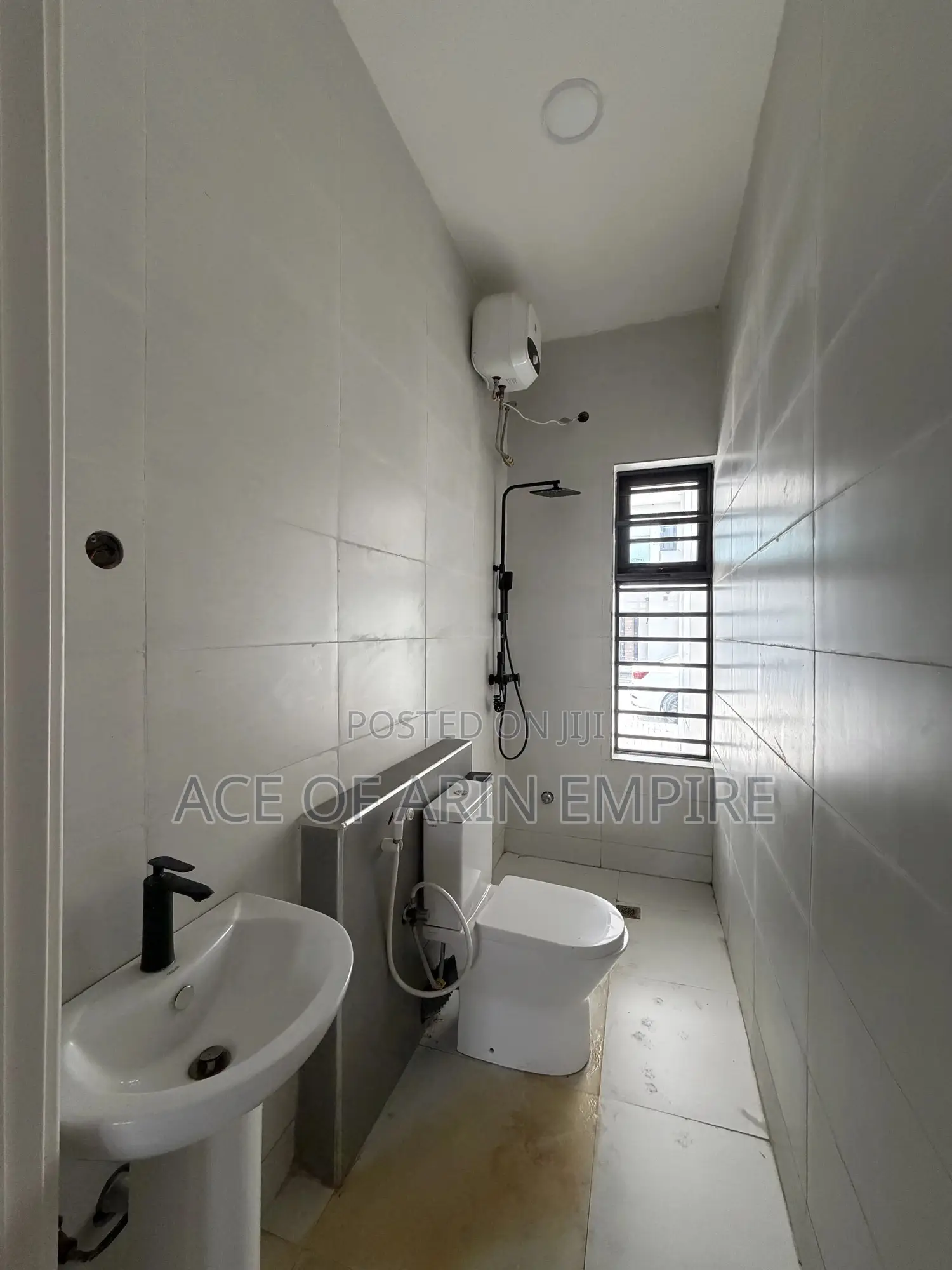 4bdrm Duplex in Orchid, Ikota for sale in Ikota