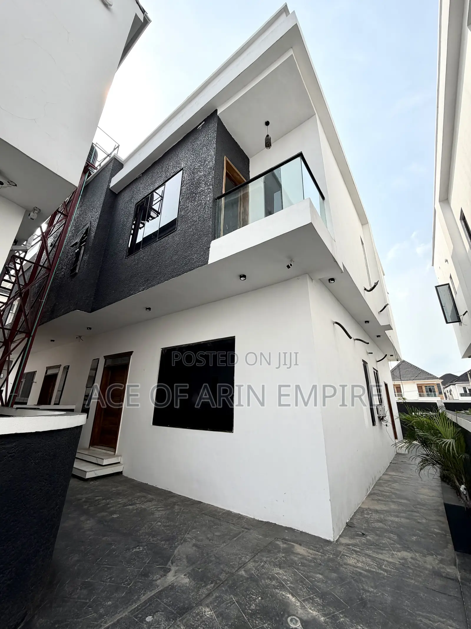 4bdrm Duplex in Orchid, Ikota for sale in Ikota