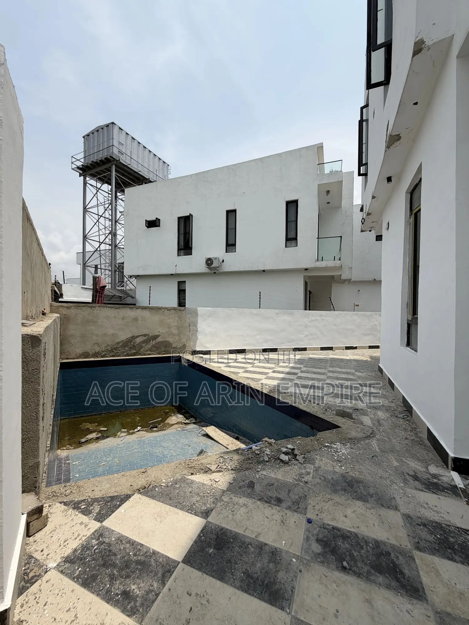 4bdrm Duplex in Orchid, Ikota for sale in Ikota