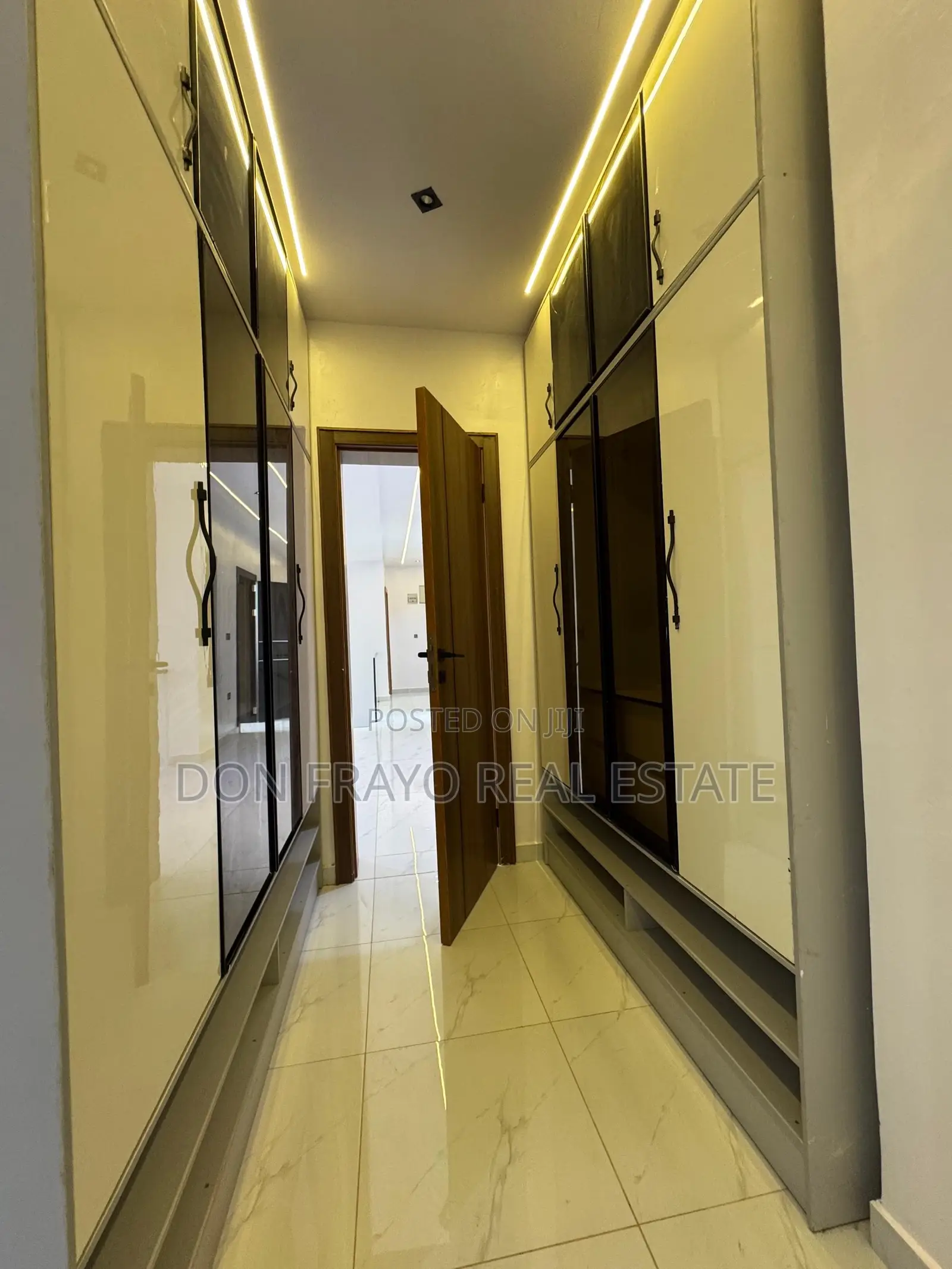 4bdrm Duplex in Carlton Gate Estate, Akobo for sale in Akobo