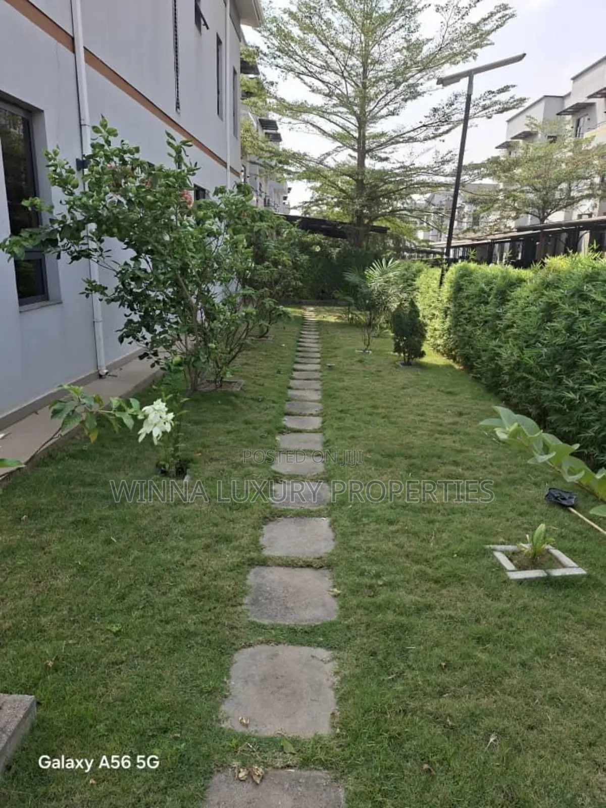 4bdrm Duplex in Life Camp Main for sale in Life Camp