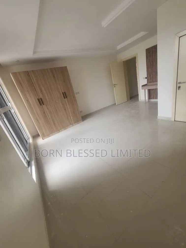 3bdrm Block of Flats in Palace Road, Victoria Island Extension for rent in Victoria Island Extension