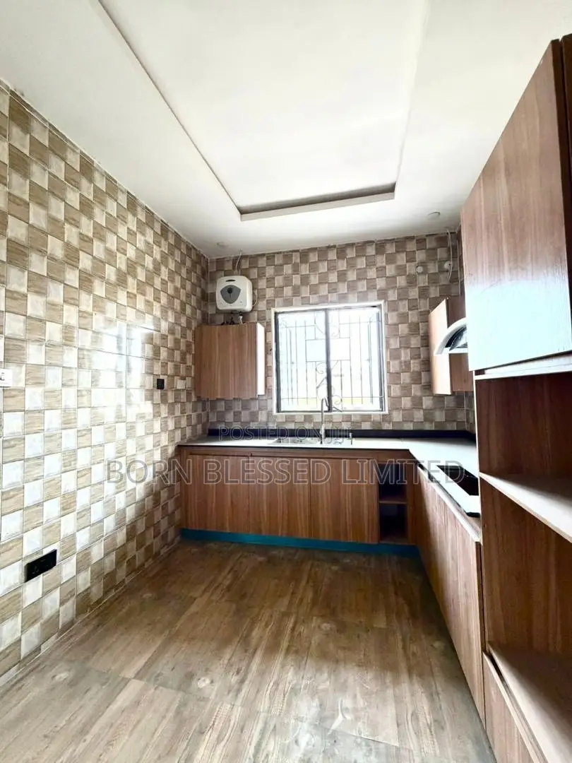 2bdrm Block of Flats in Metro Homes, Abraham Adesanya Estate for rent in Abraham Adesanya Estate