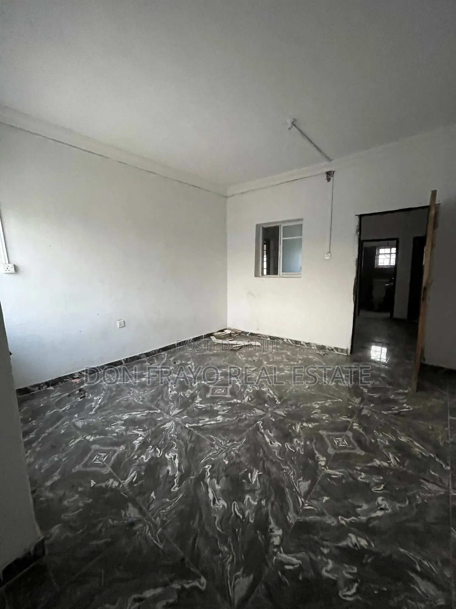 3bdrm Apartment in Holy Mary Oki, Iwo Road for rent in Iwo Road