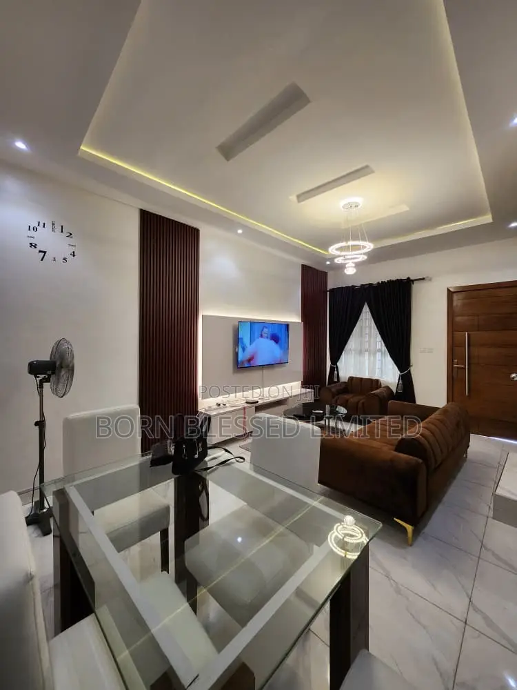 Furnished 3bdrm Duplex in Metro, Abraham Adesanya Estate for rent in Abraham Adesanya Estate