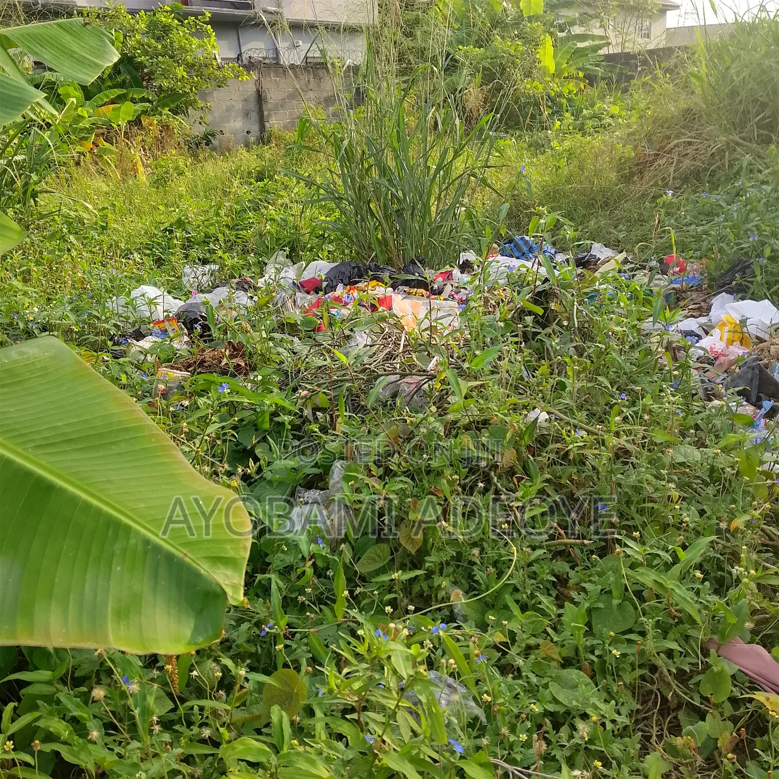 1 Plot ( 600sqm) for Sale at Pinnock Beach Estate in Osapa london