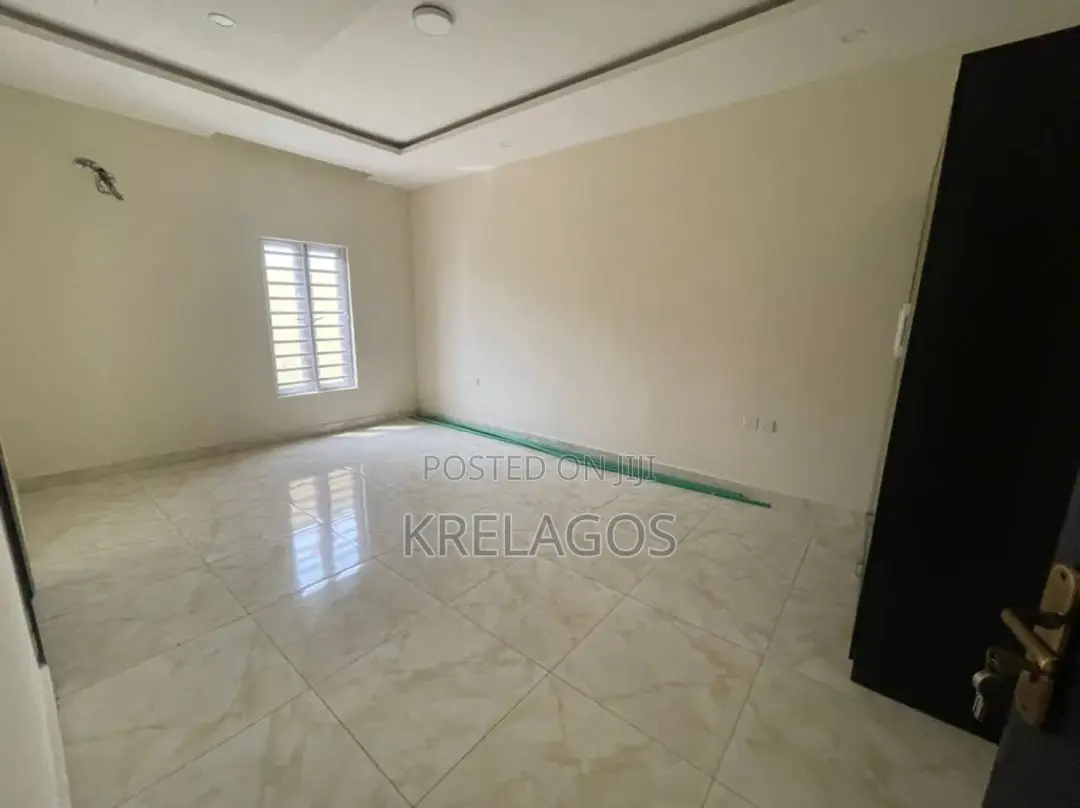2bdrm Apartment in Abraham Adesanya Estate for sale in Abraham Adesanya Estate