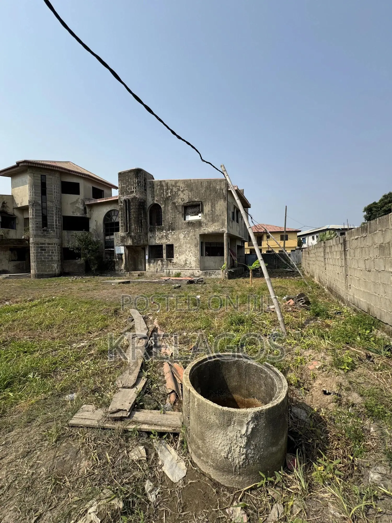 For Sale: 1,340sqm Property With Carcass Structure in Ajah, Lagos in Ado / Ajah