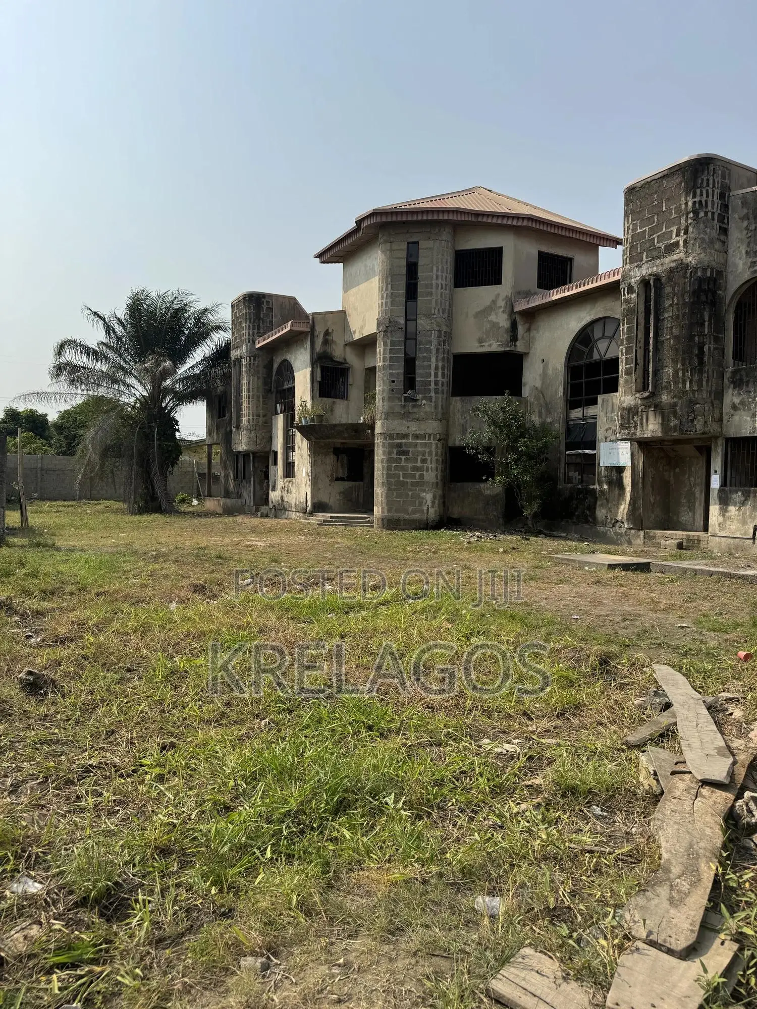 For Sale: 1,340sqm Property With Carcass Structure in Ajah, Lagos in Ado / Ajah