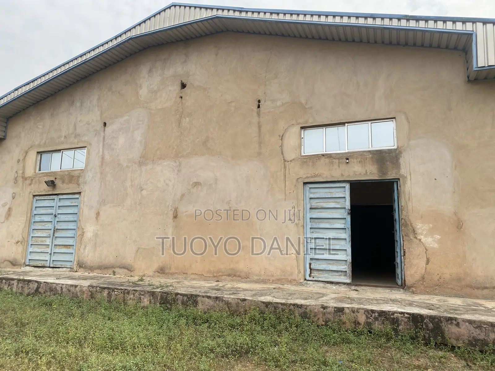 A Big and Spacious Warehouse in Benin City