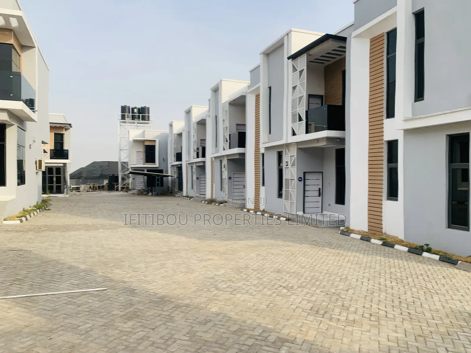 4bdrm Duplex in Hillside Estate for rent in Asokoro