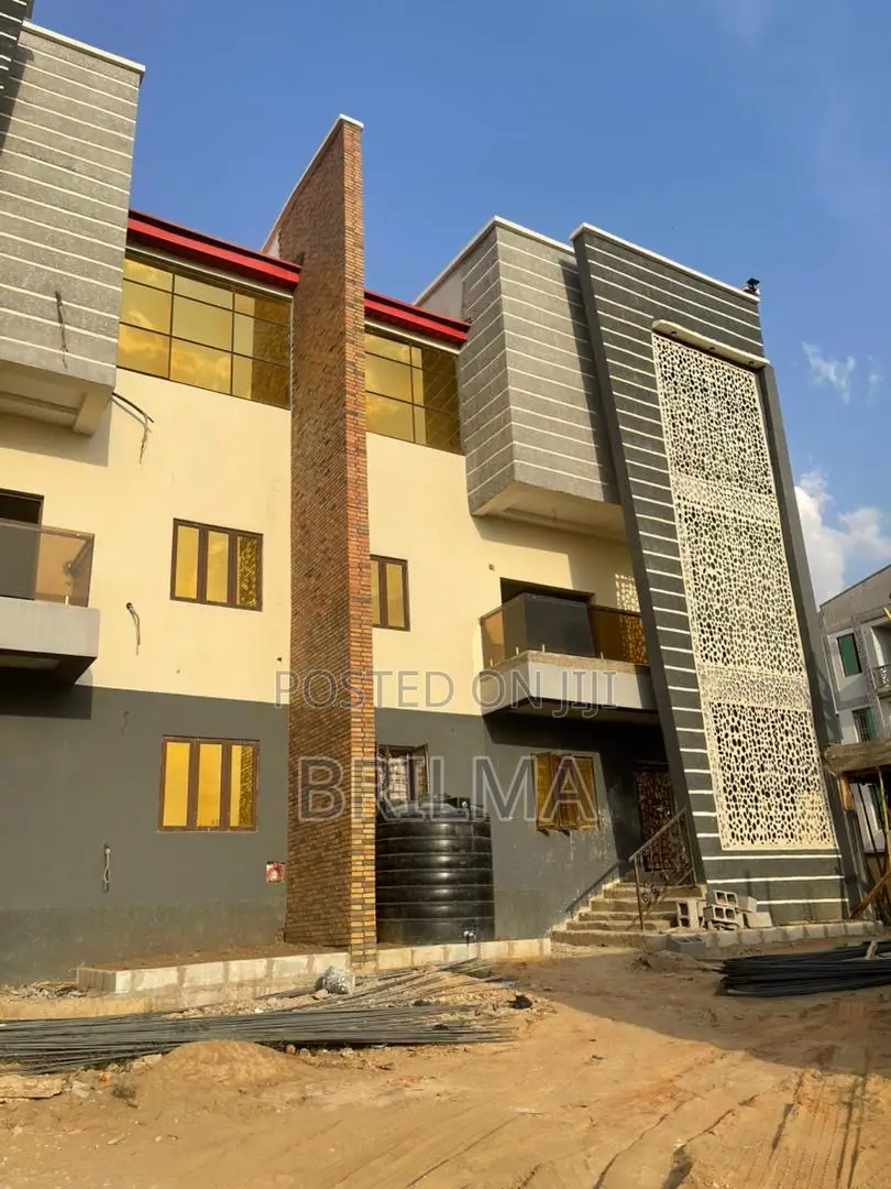 5bdrm House in Life Camp for sale in Life Camp