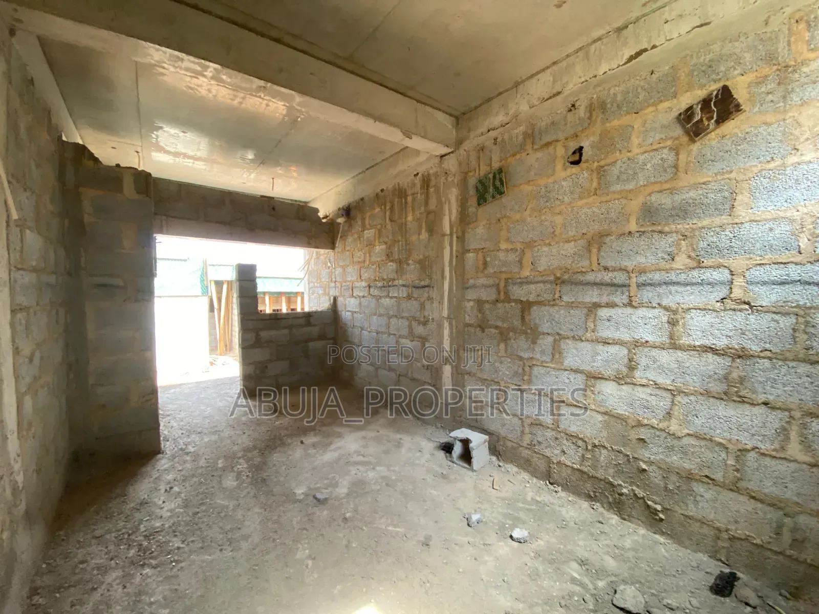 4bdrm Duplex in In A Secured Estate, Life Camp for sale in Life Camp