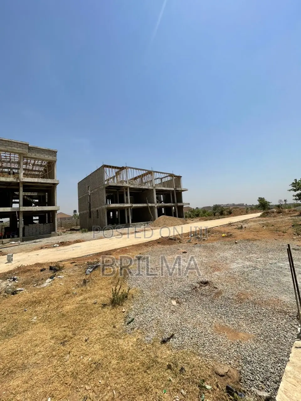 5bdrm Duplex in Life Camp for sale in Life Camp