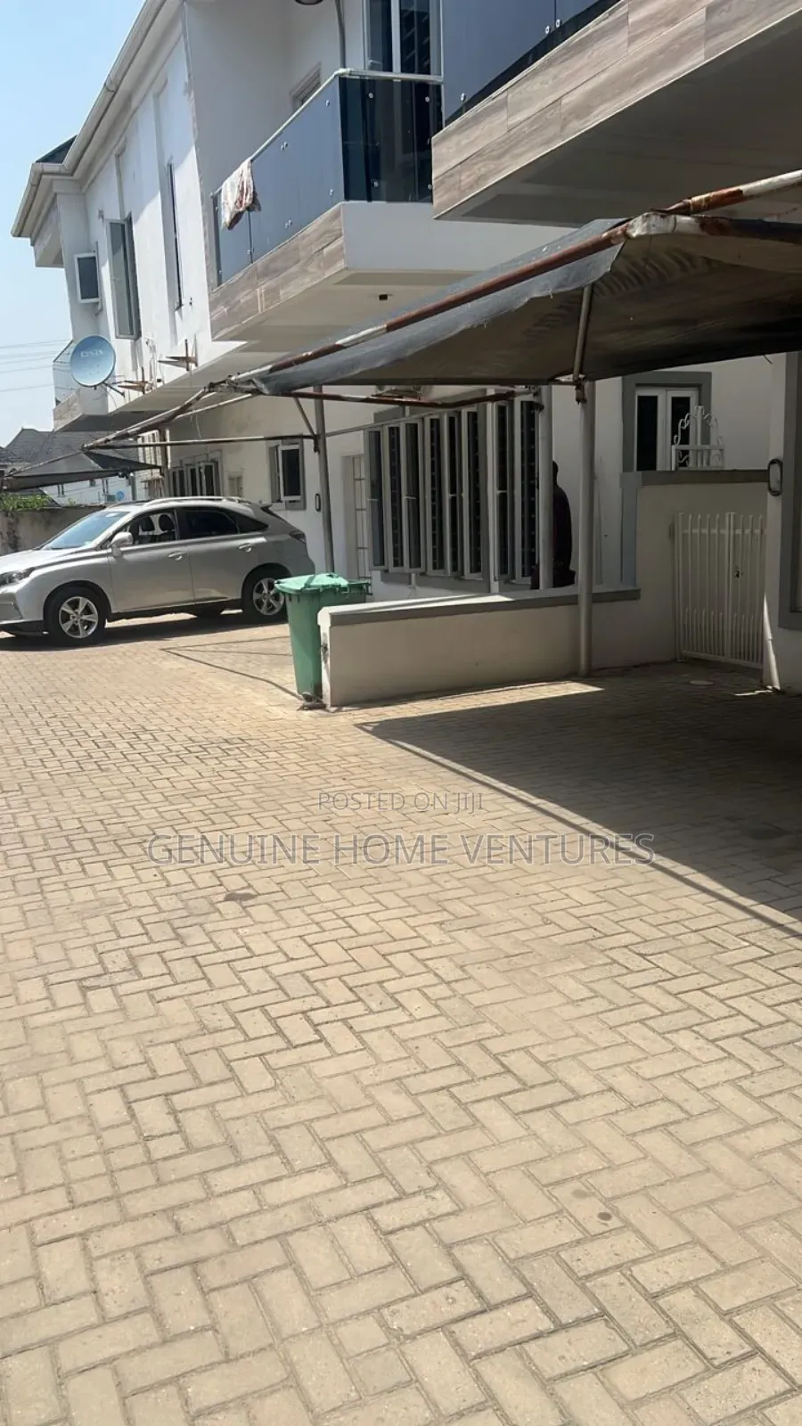 4bdrm Duplex in Orchid, Chevron for rent in Chevron