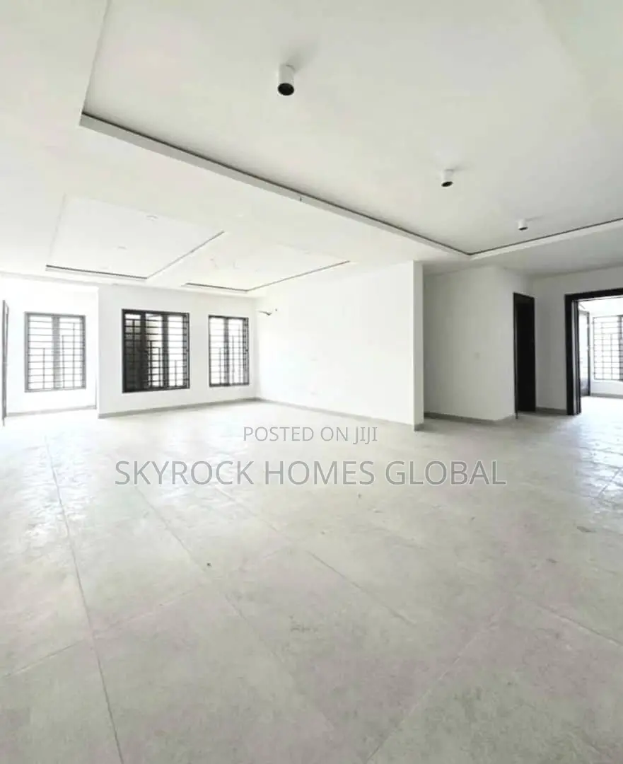 4bdrm Apartment in Lekki Phase 1 for rent in Lekki Phase 1