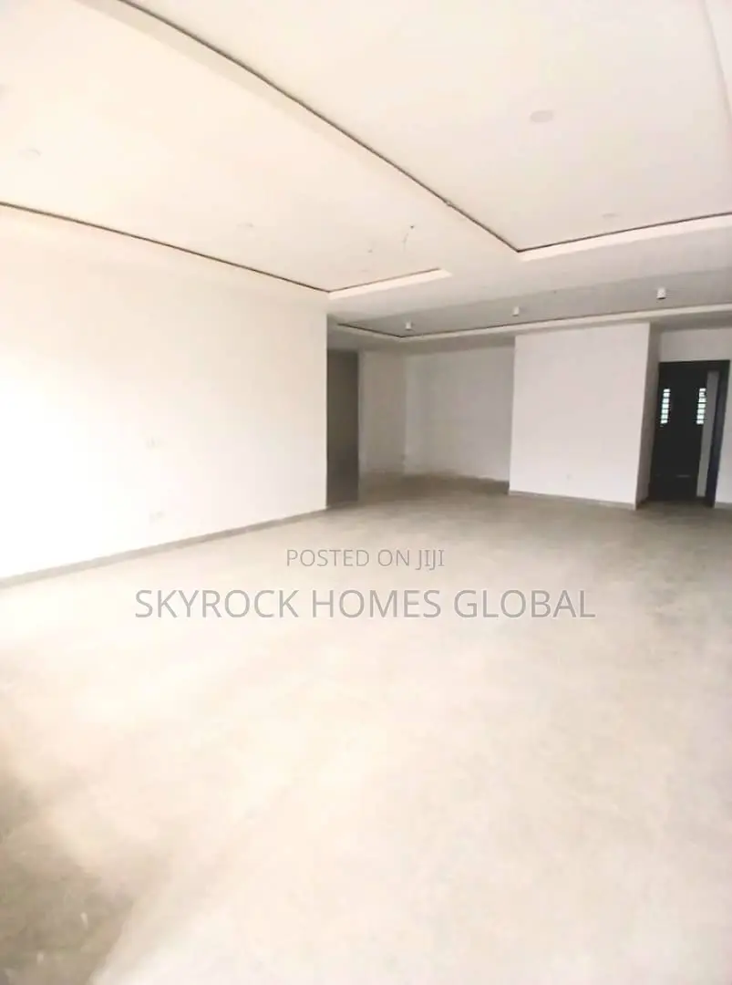 4bdrm Apartment in Lekki Phase 1 for rent in Lekki Phase 1