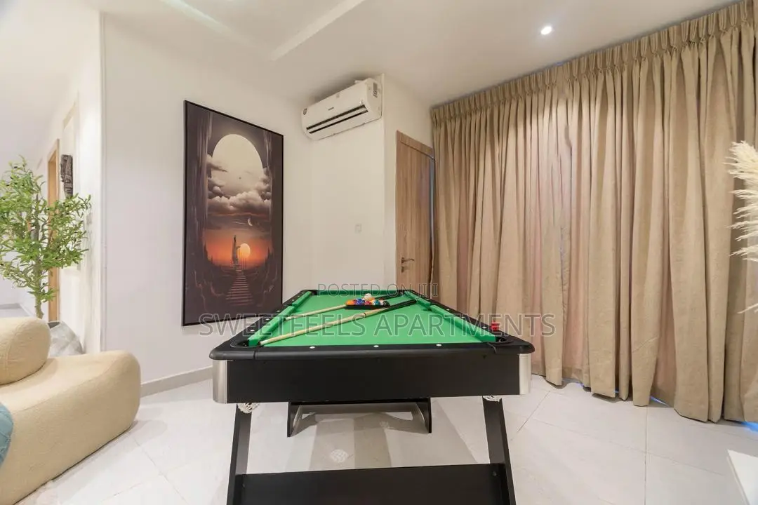 2 Bedroom Apartment With •Rooftop Pool in Lekki Phase 1