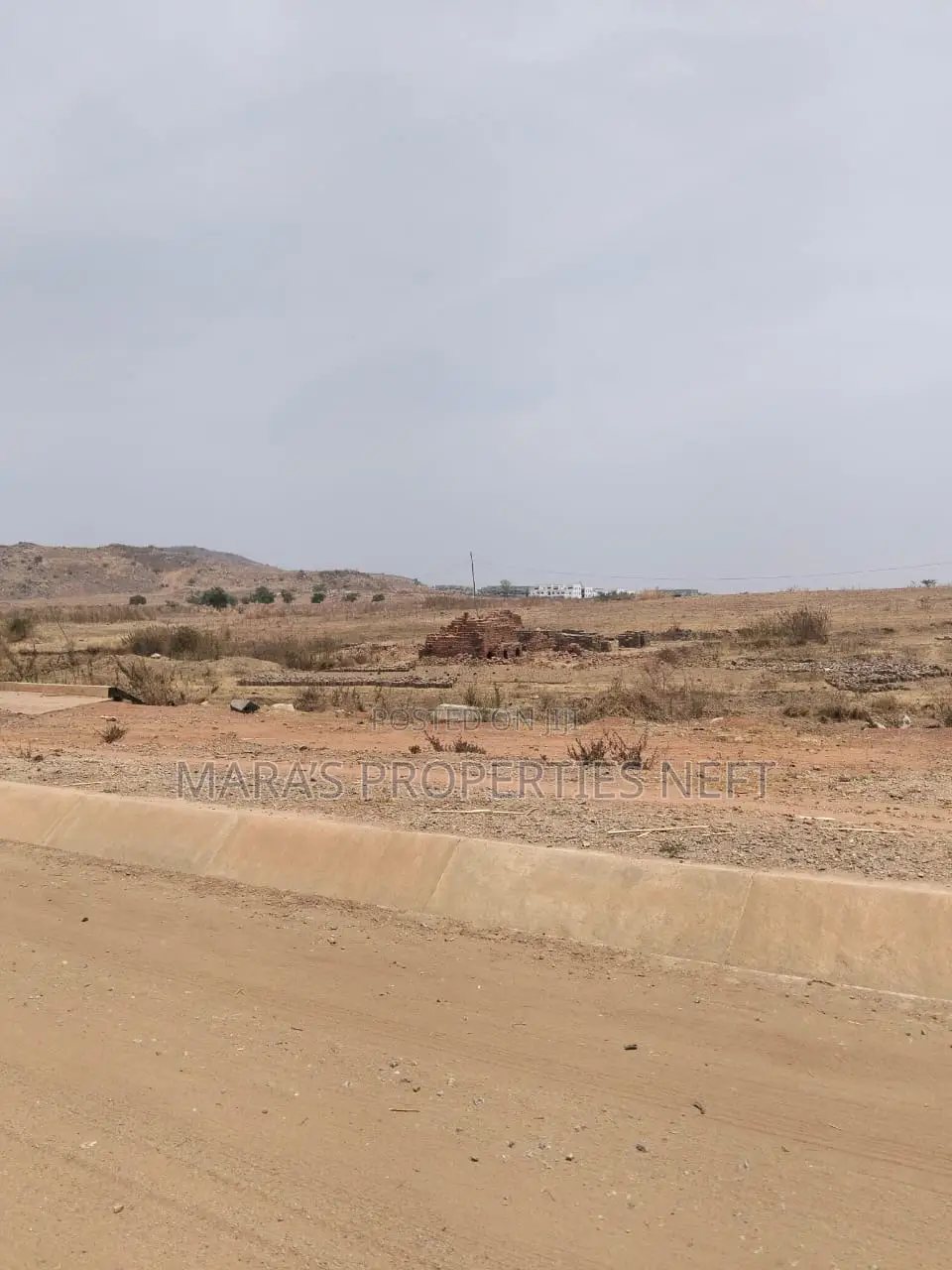 R of O Land in Dei Dei in Dei-Dei