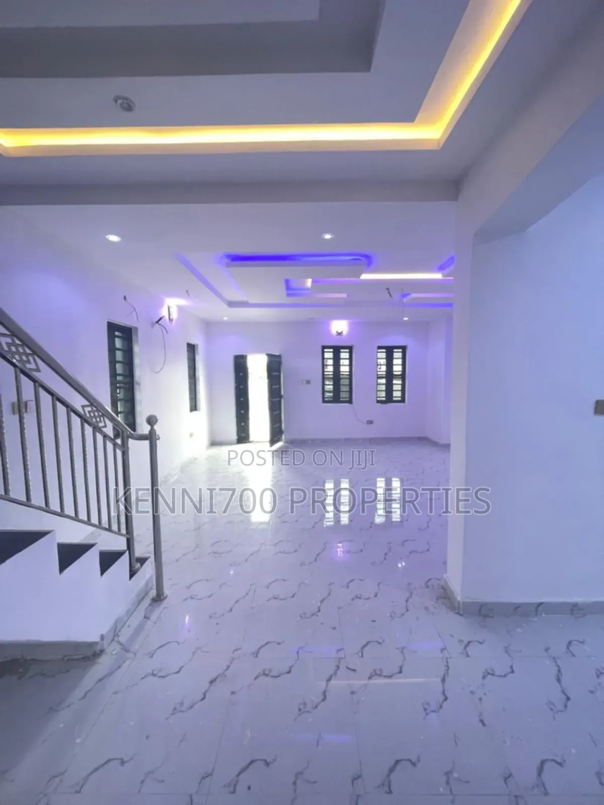6bdrm Duplex in Alashala Royal, Ogombo for sale in Ogombo