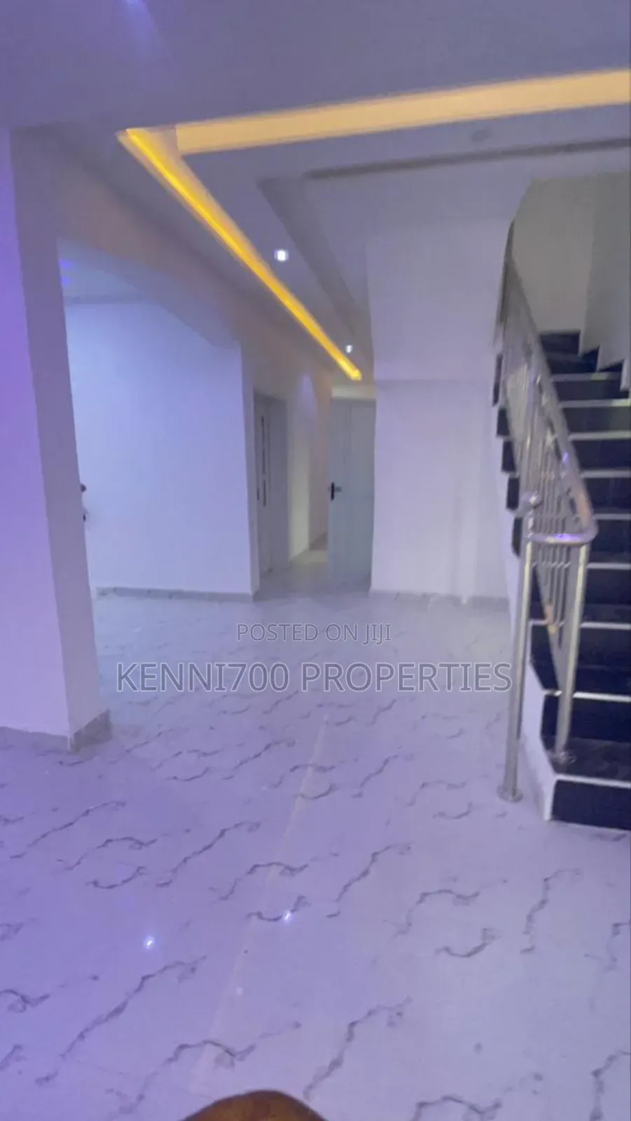 6bdrm Duplex in Alashala Royal, Ogombo for sale in Ogombo