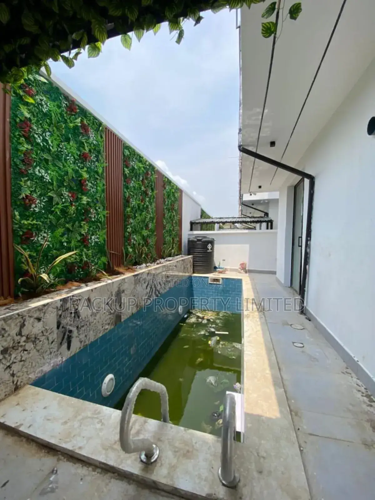 5bdrm Duplex in Lekki Phase 1 for sale in Lekki Phase 1