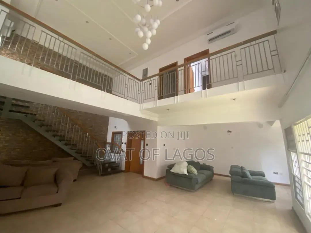 4bdrm Duplex in Lekki Phase 1 for rent in Lekki Phase 1