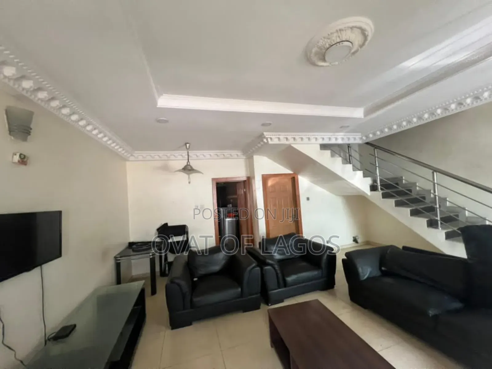 4bdrm Duplex in Chevron Drive for sale in Chevron