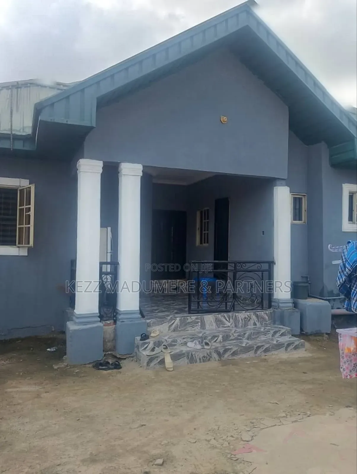 4bdrm Bungalow in Wike Link Road,, Rumuahalu for sale in Rumuahalu