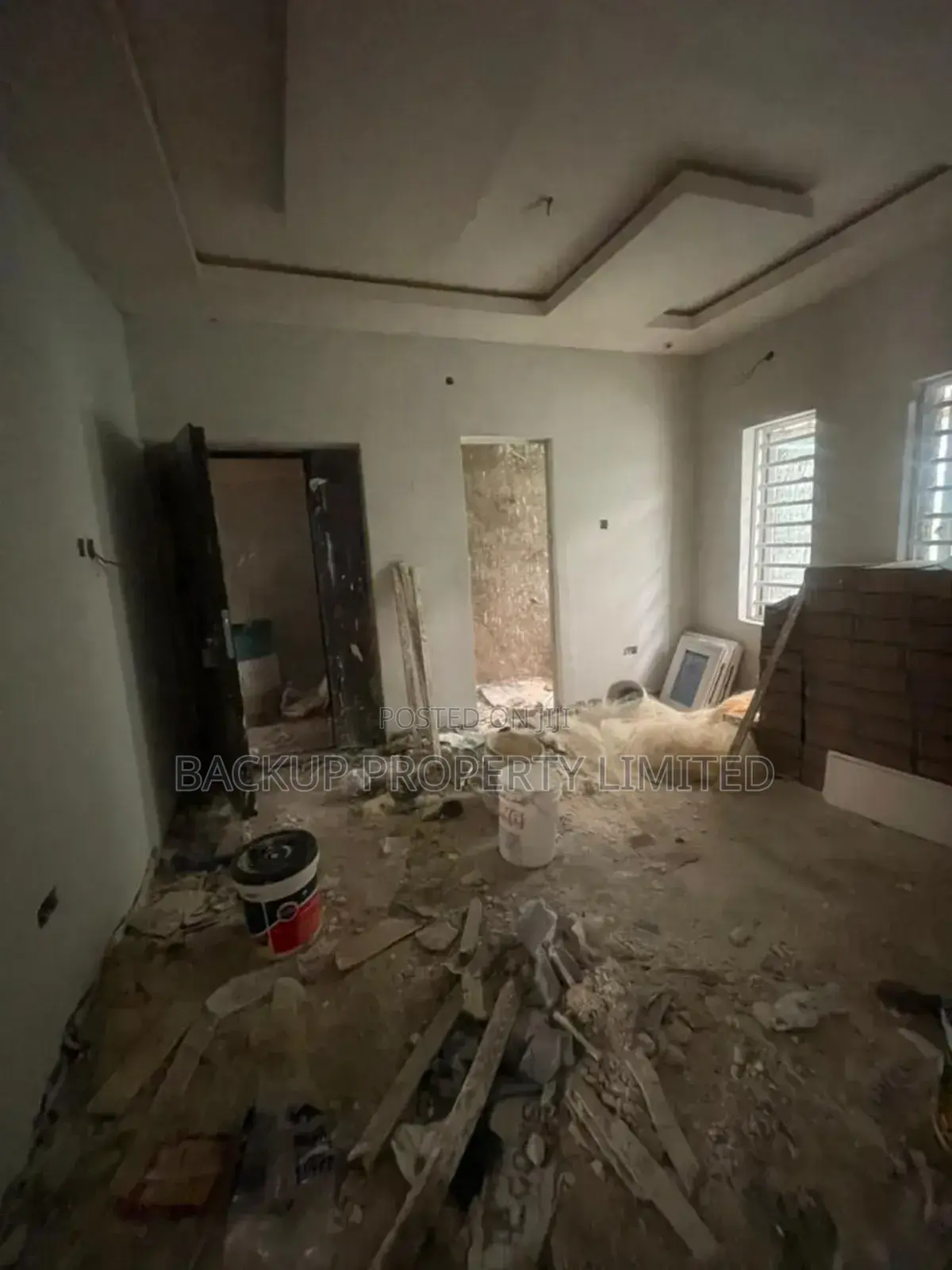 2bdrm Apartment in Alagomeji for sale in Alagomeji