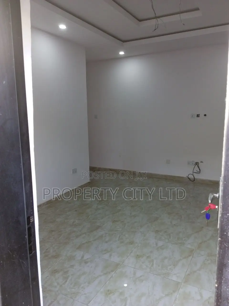 4bdrm Townhouse/Terrace in Ikate for sale in Ikate