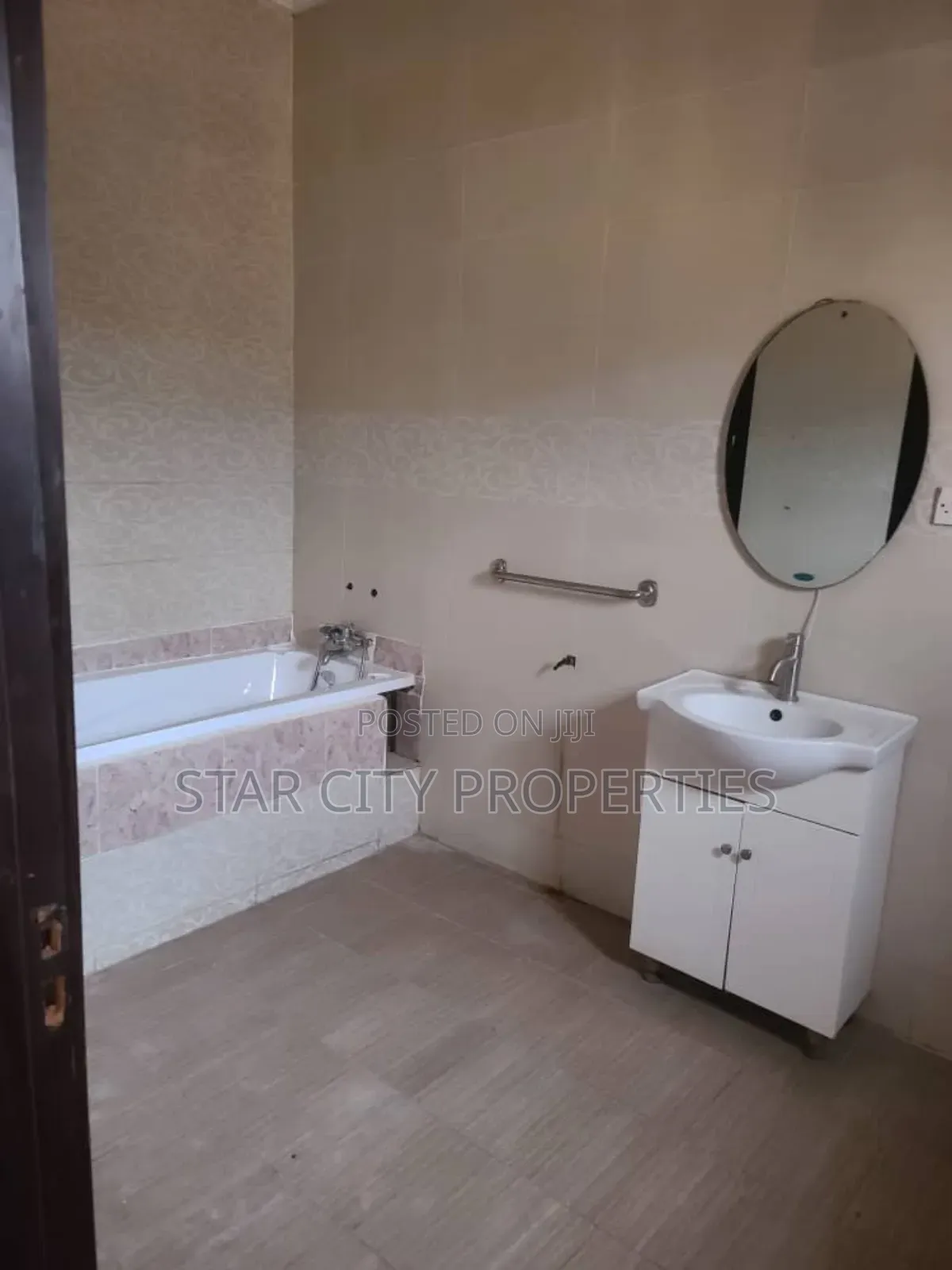 5bdrm Duplex in Magodo Gra Phase 2 for rent in GRA Phase 2 Shangisha