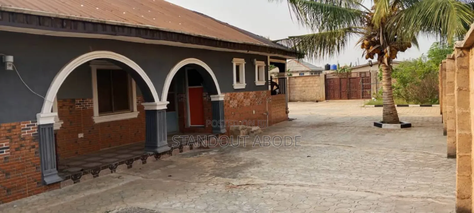 2bdrm Block of Flats in Teacher'S Estate, Ita Oluwo for sale in Ita Oluwo