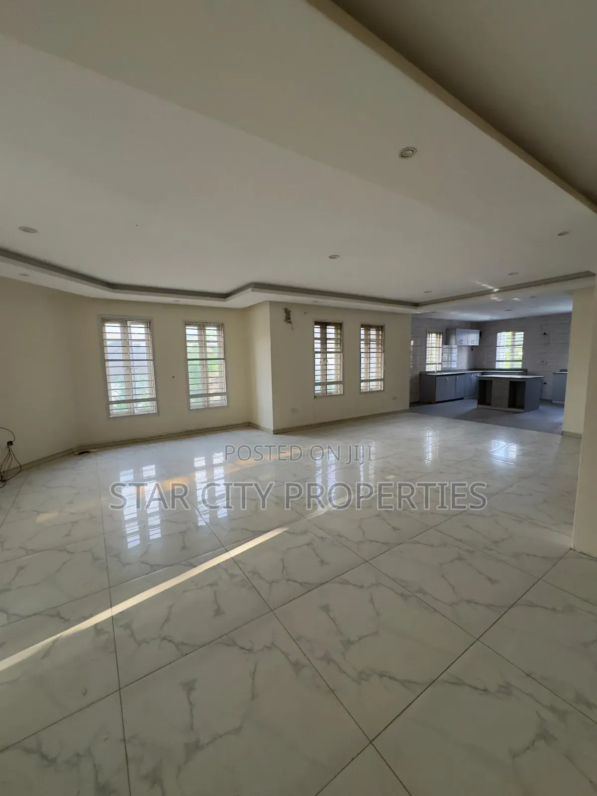 3bdrm Apartment in Ikeja Gra Lagos for rent in Ikeja GRA